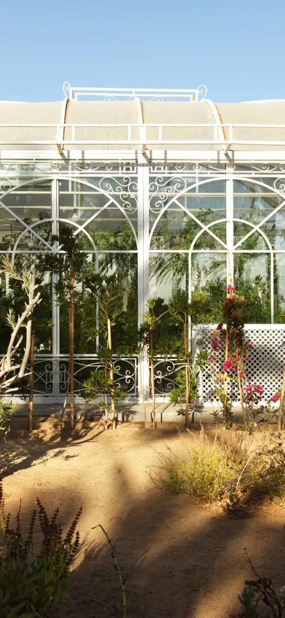 LMB 120 Green House 5356
